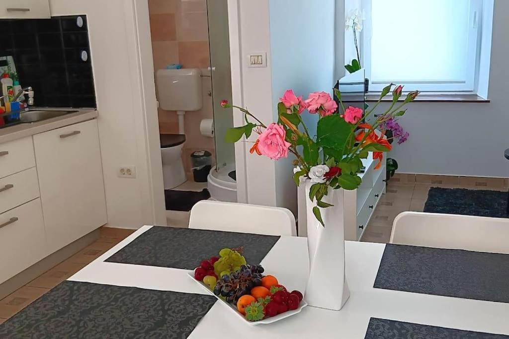 Lovely Apartment Morje - Koper Old Town Exteriör bild